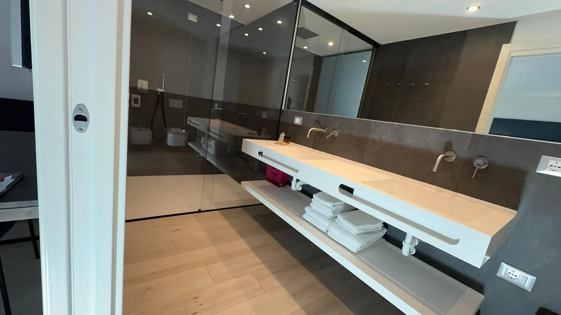 ביביונה Hotel Venice Beach Hvb 34 Lifestyle 4 Superior איטליה